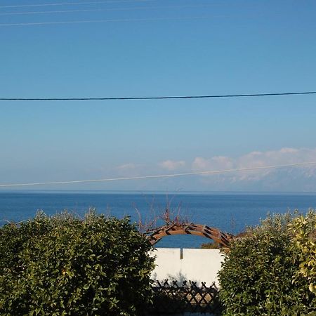 Villa Sul Mare Chalkís Exteriér fotografie