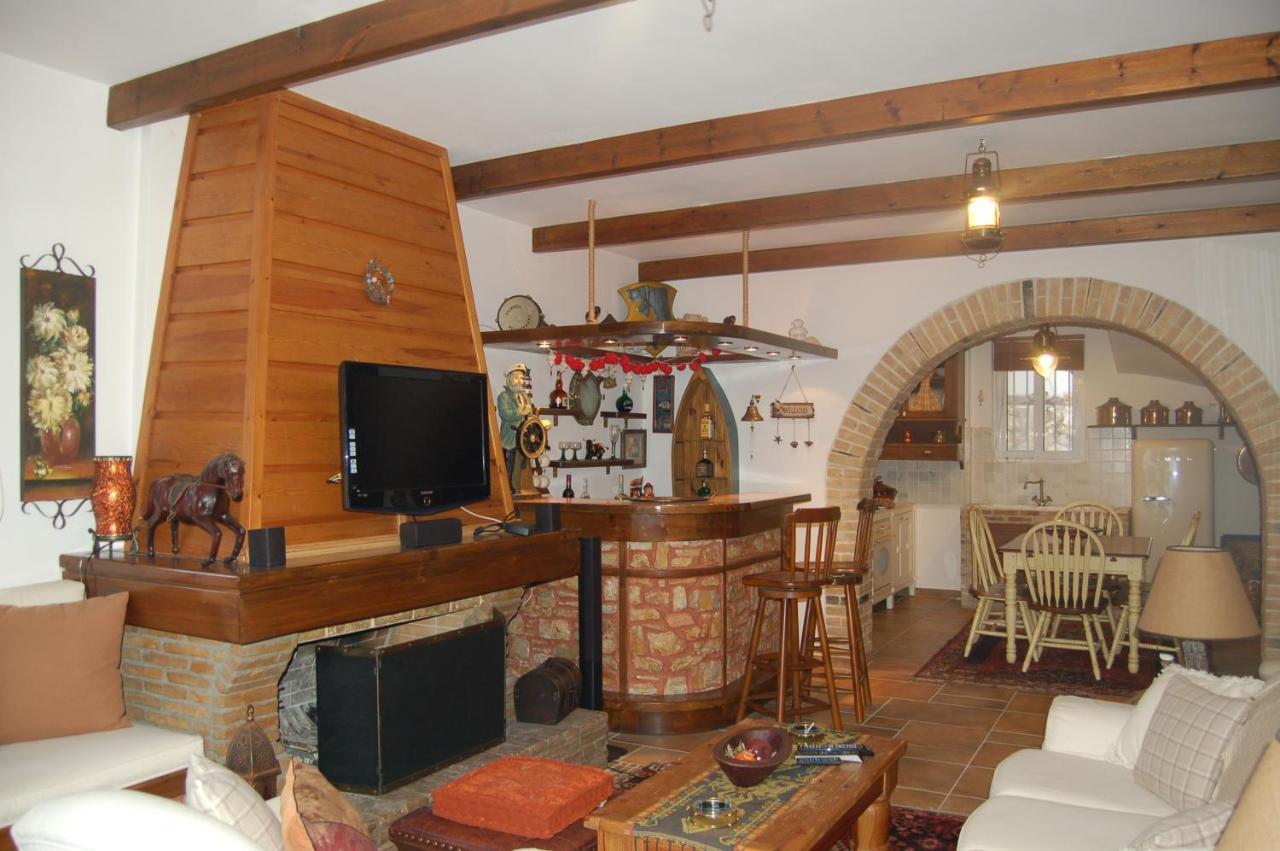 Villa Sul Mare Chalkís Exteriér fotografie